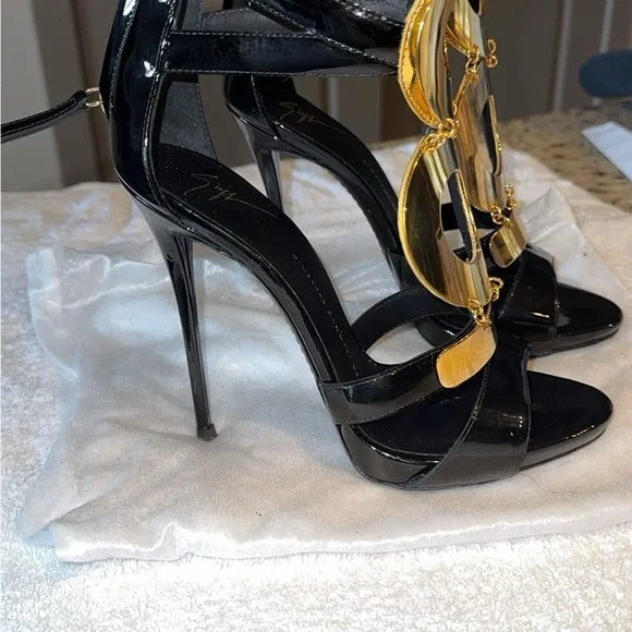 Giuseppe Zanotti Black and Gold Heels with Metallic Accents - Picture 2 of 5